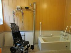 サービス付き高齢者向け住宅（デイサービス）　浴室